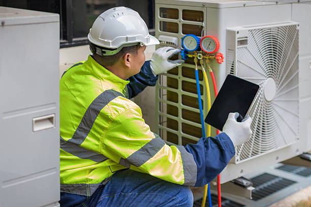 Professional Hvac technician working in Grandy, NC